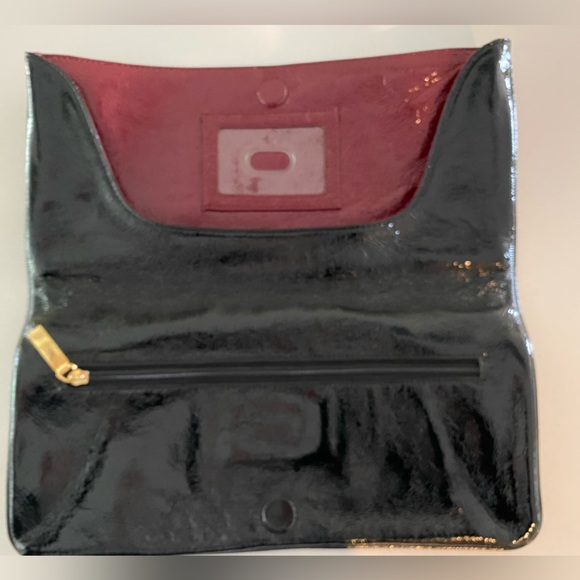 HOBO INTERNATIONAL Black Patent Envelope‎ Clutch Magnetic Fold Flap Purse - Picture 3 of 5